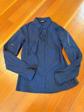 Arc'teryx Women's Navy Button-Down Shirt